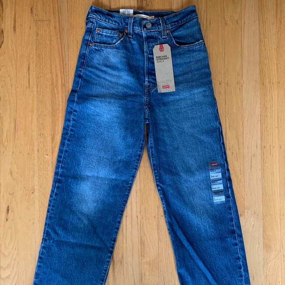 Levi’s Ribcage Straight Ankle Jeans Georgie - Picture 4 of 8